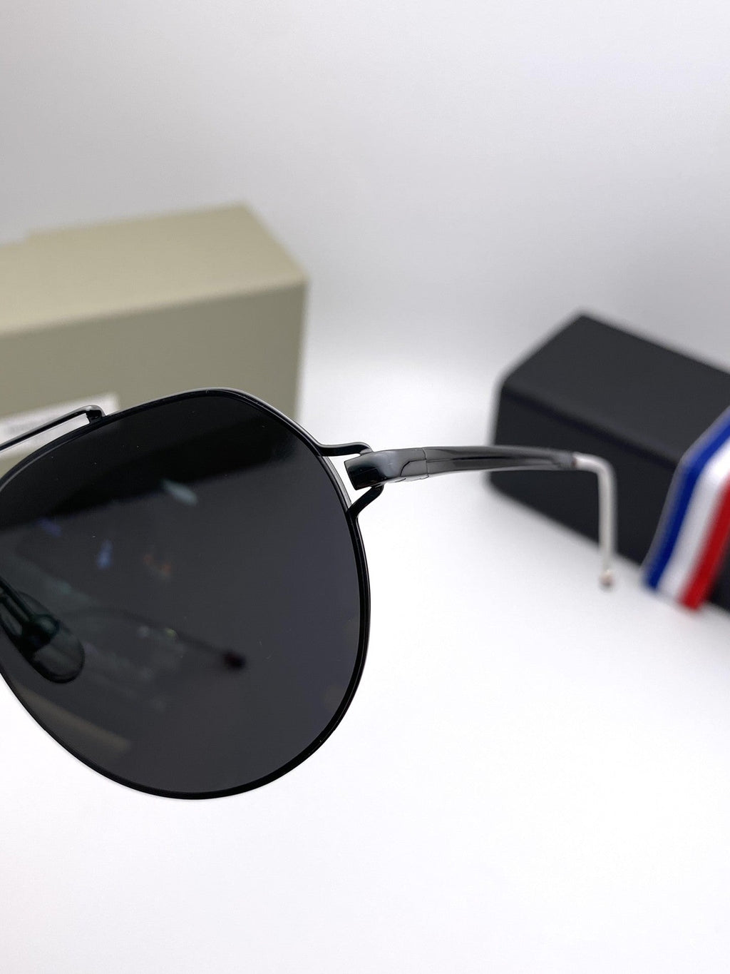 TBS135 Unisex double-bridge sunglasses