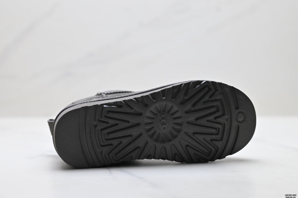 UGG Classic Ultra Mini Platform Ankle Boots